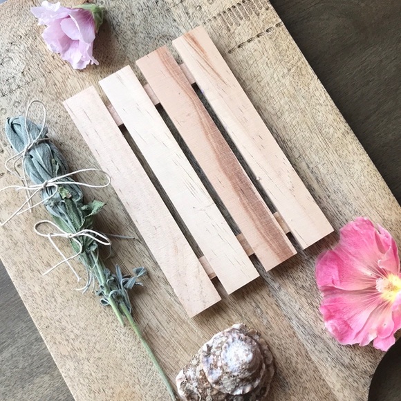 Large wood soap saver - Picture 2 of 2